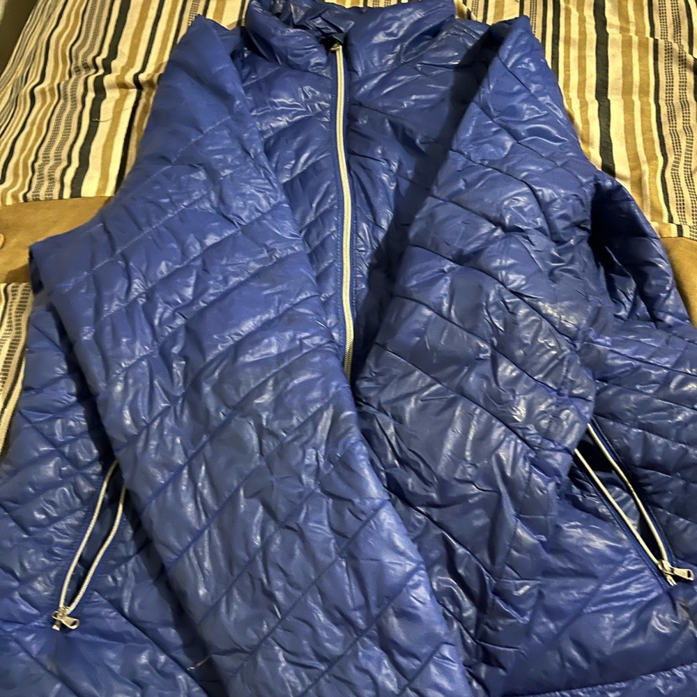 Blue Wind Breaker